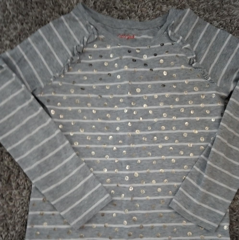 Cat and Jack gray shirt